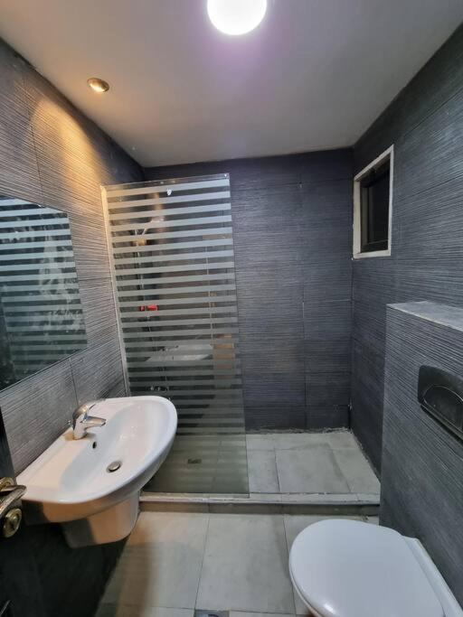 Deir Ghbar 3 Rooms Apart عمان المظهر الخارجي الصورة