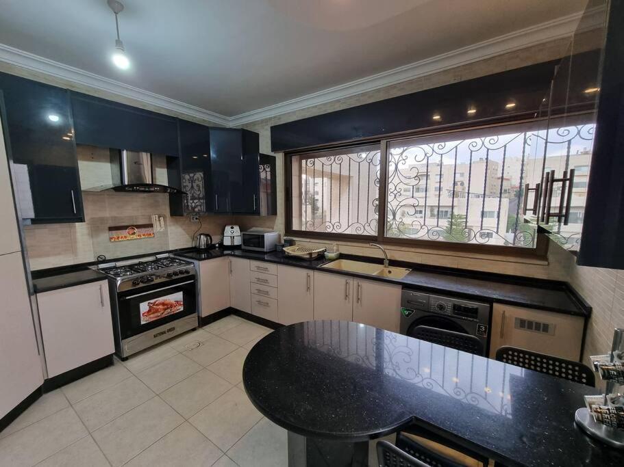Deir Ghbar 3 Rooms Apart عمان المظهر الخارجي الصورة